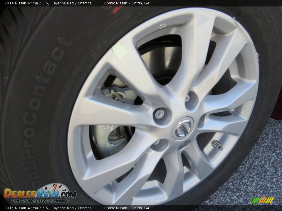 2014 Nissan Altima 2.5 S Cayenne Red / Charcoal Photo #9