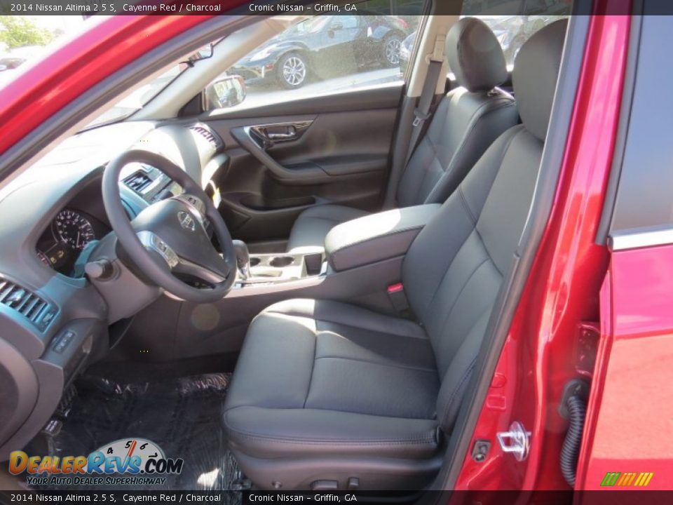 2014 Nissan Altima 2.5 S Cayenne Red / Charcoal Photo #10