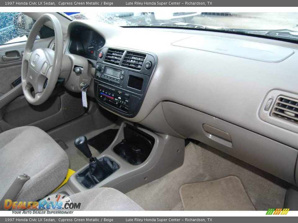 1997 Honda Civic LX Sedan Cypress Green Metallic / Beige Photo #28