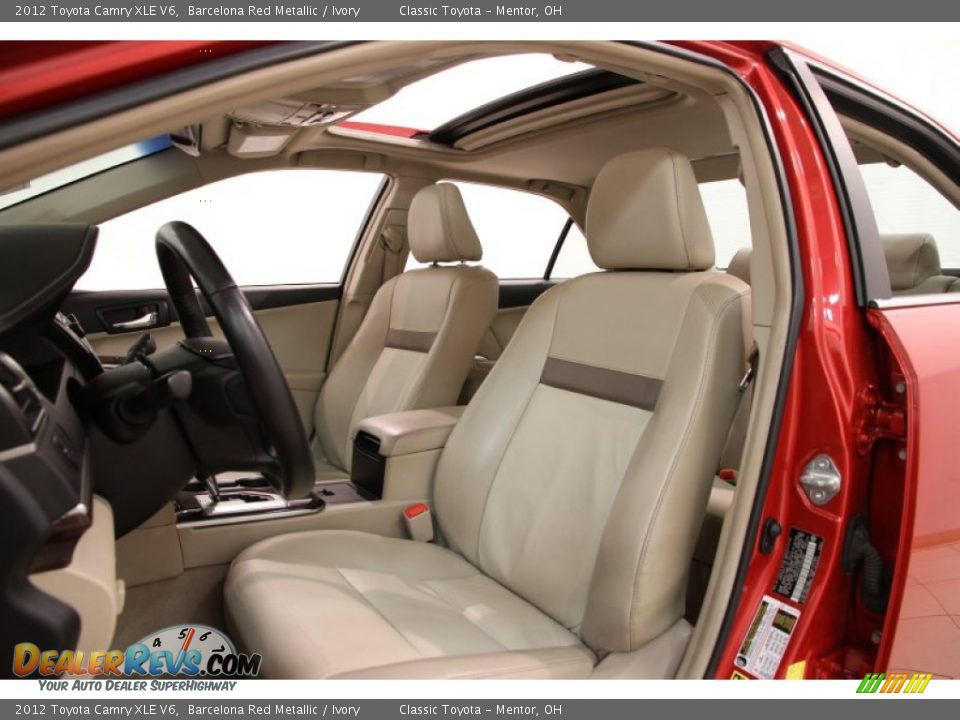 2012 Toyota Camry XLE V6 Barcelona Red Metallic / Ivory Photo #5