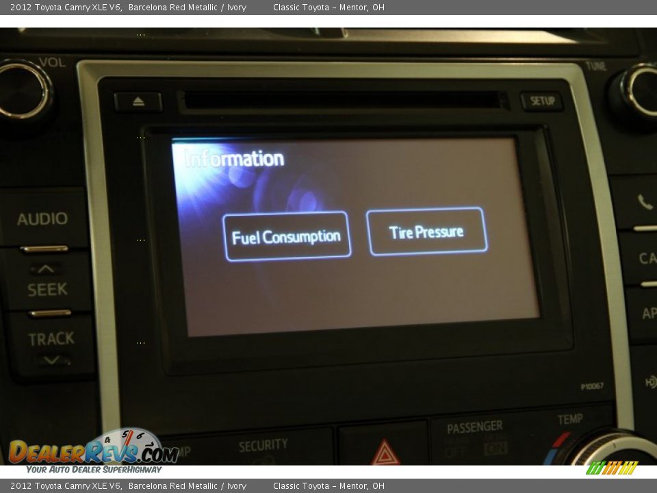 2012 Toyota Camry XLE V6 Barcelona Red Metallic / Ivory Photo #10