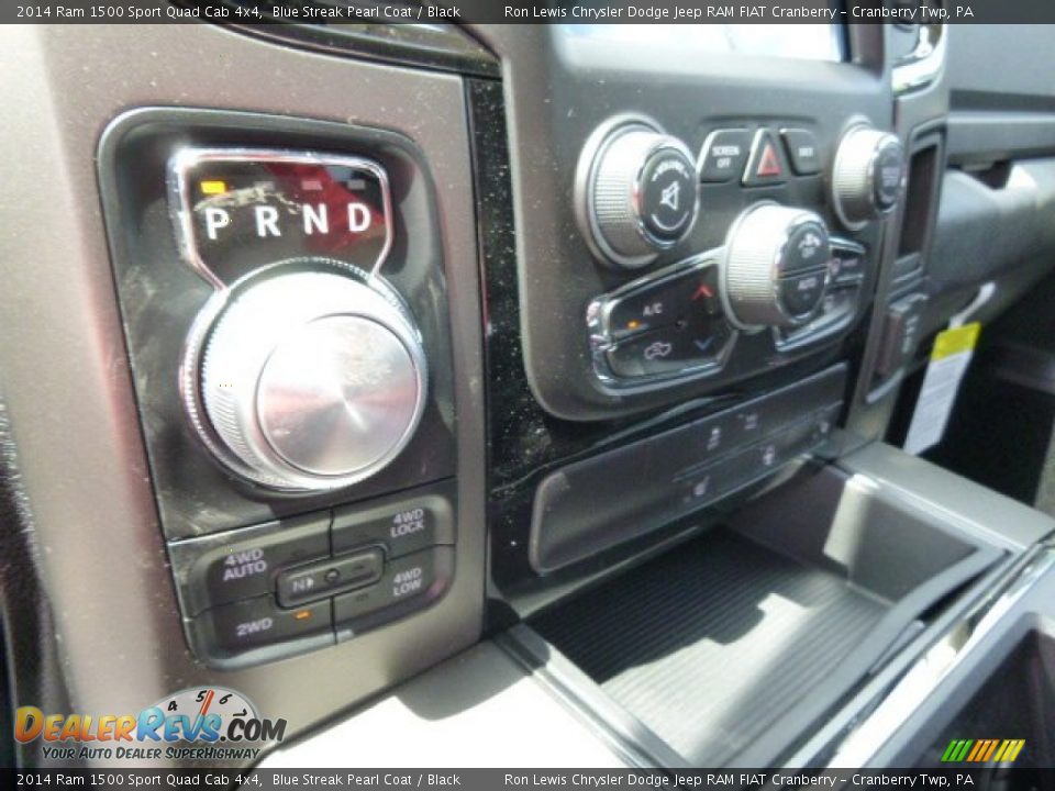 2014 Ram 1500 Sport Quad Cab 4x4 Blue Streak Pearl Coat / Black Photo #18