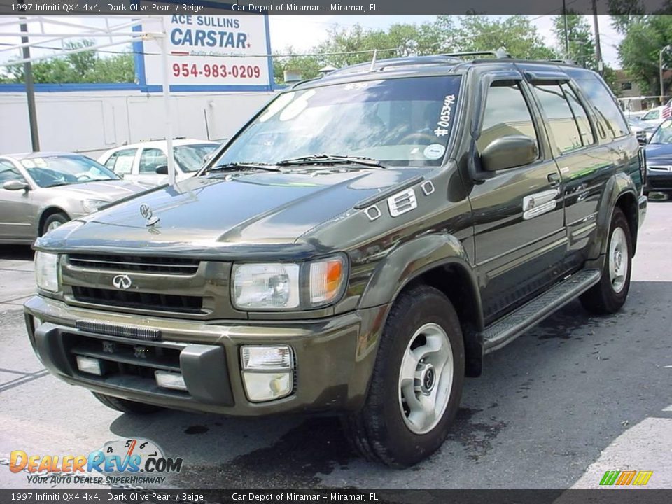 1997 Infiniti QX4 4x4 Dark Olive Pearl / Beige Photo #9