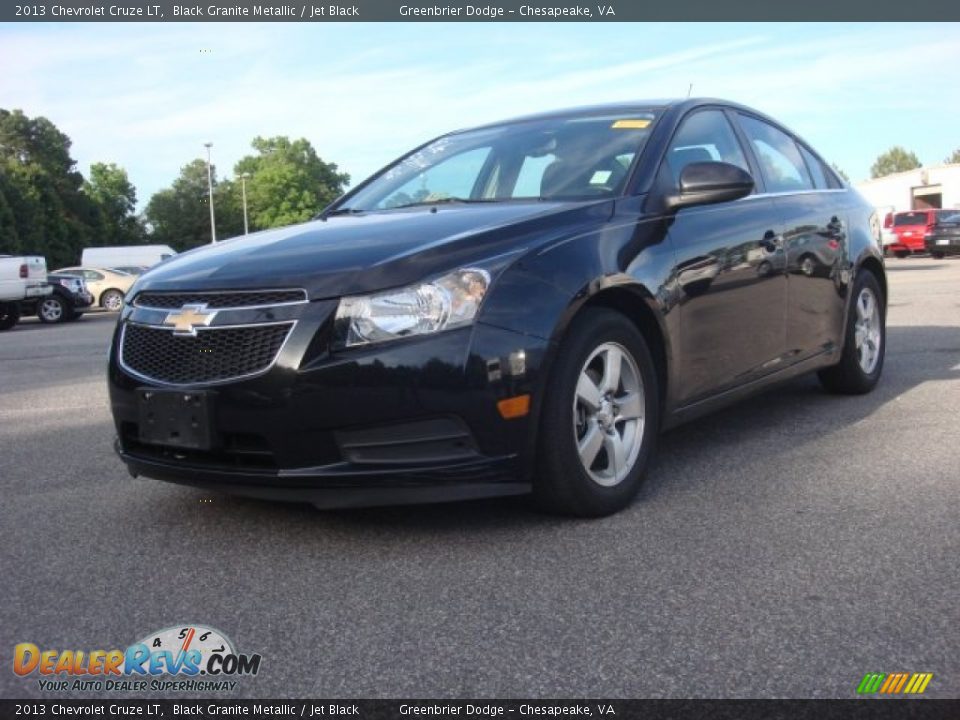 Front 3/4 View of 2013 Chevrolet Cruze LT Photo #1