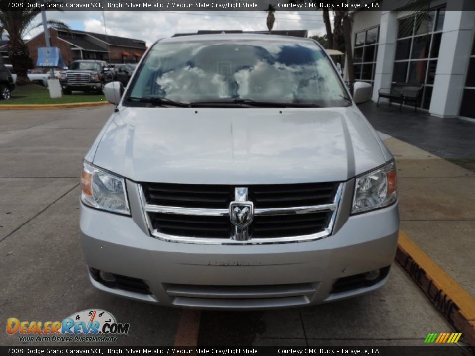 2008 Dodge Grand Caravan SXT Bright Silver Metallic / Medium Slate Gray/Light Shale Photo #4