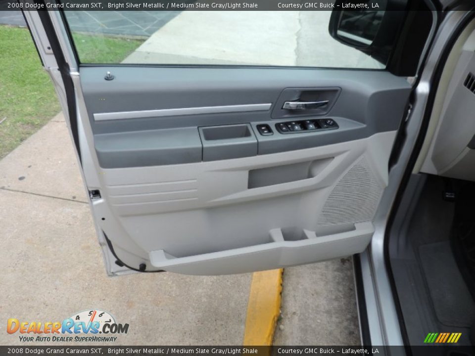 2008 Dodge Grand Caravan SXT Bright Silver Metallic / Medium Slate Gray/Light Shale Photo #15