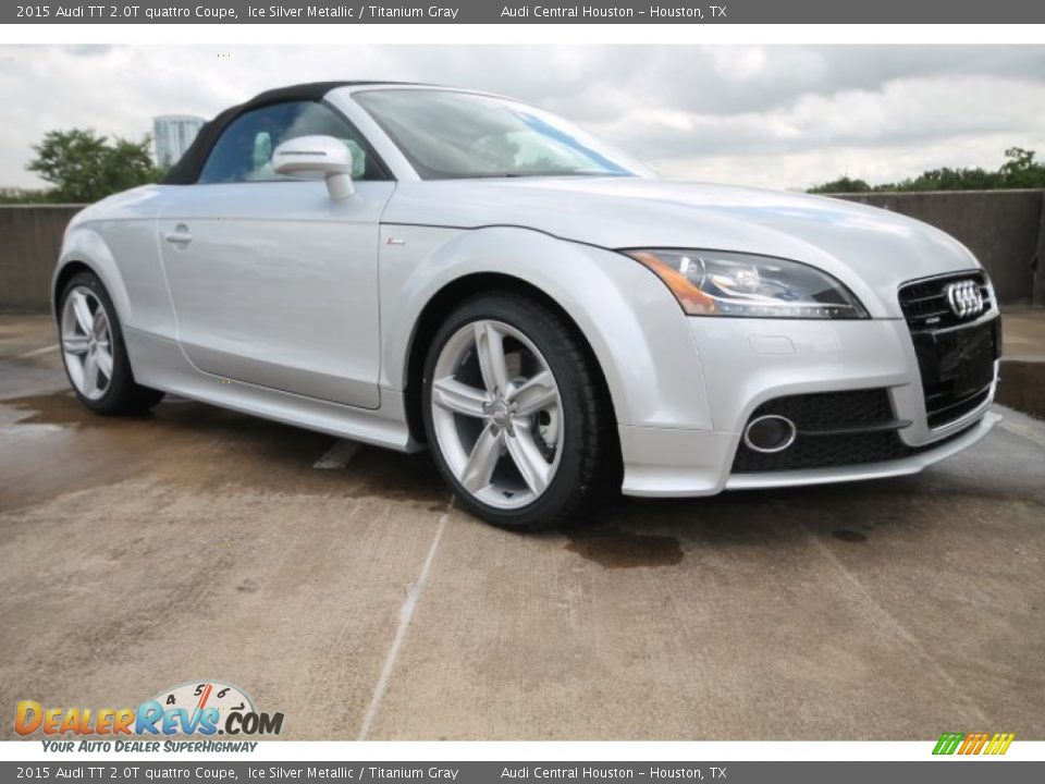 Front 3/4 View of 2015 Audi TT 2.0T quattro Coupe Photo #1