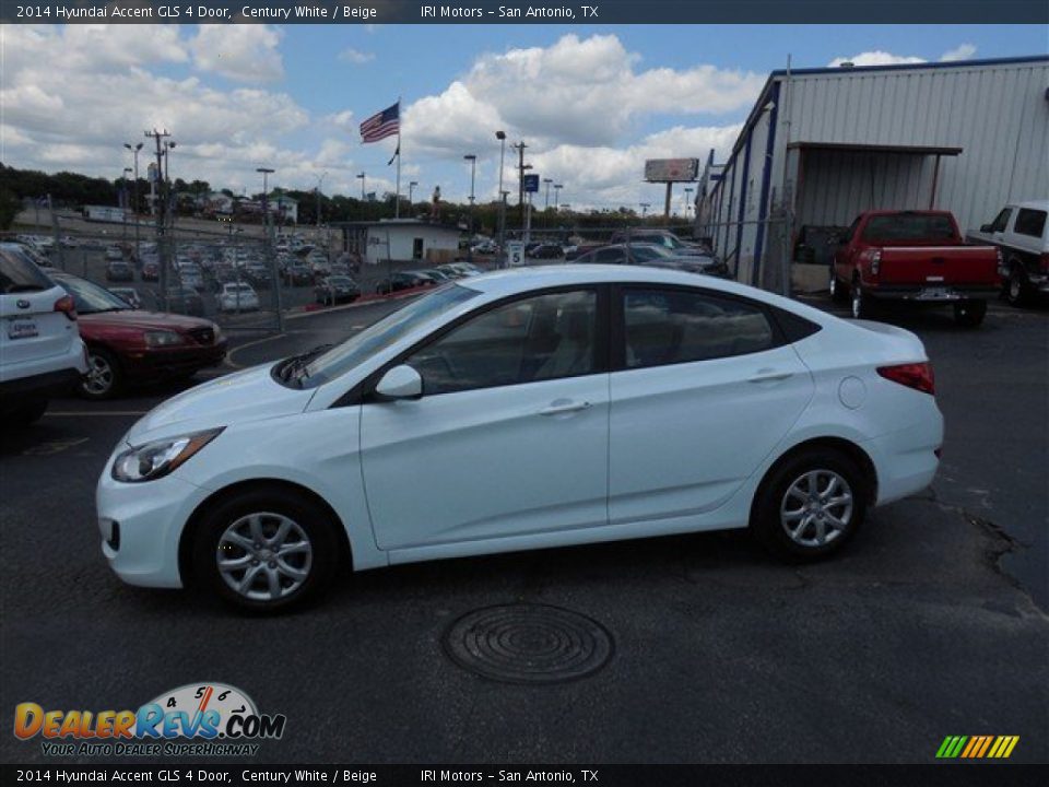 2014 Hyundai Accent GLS 4 Door Century White / Beige Photo #6