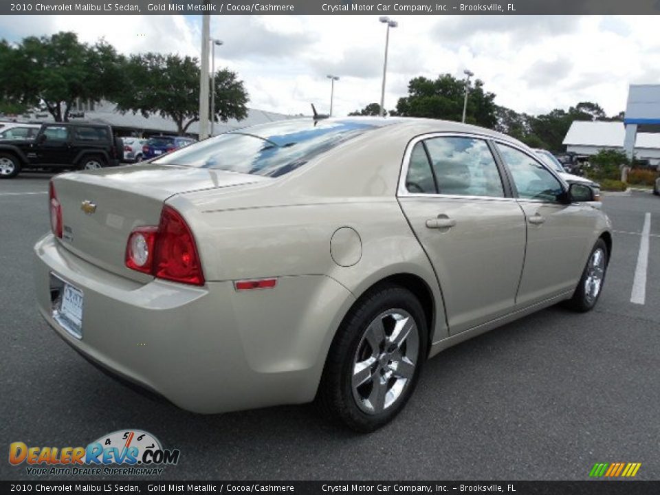 2010 Chevrolet Malibu LS Sedan Gold Mist Metallic / Cocoa/Cashmere Photo #8