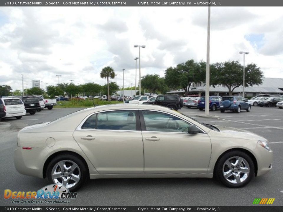 2010 Chevrolet Malibu LS Sedan Gold Mist Metallic / Cocoa/Cashmere Photo #9