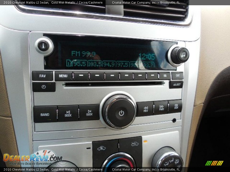2010 Chevrolet Malibu LS Sedan Gold Mist Metallic / Cocoa/Cashmere Photo #19