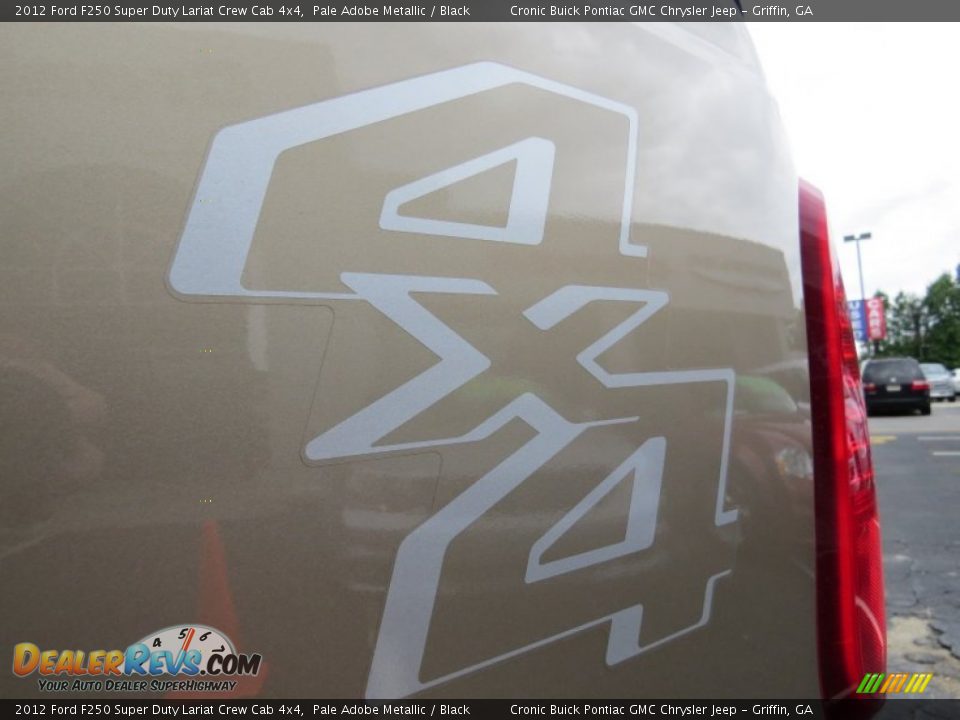 2012 Ford F250 Super Duty Lariat Crew Cab 4x4 Pale Adobe Metallic / Black Photo #15