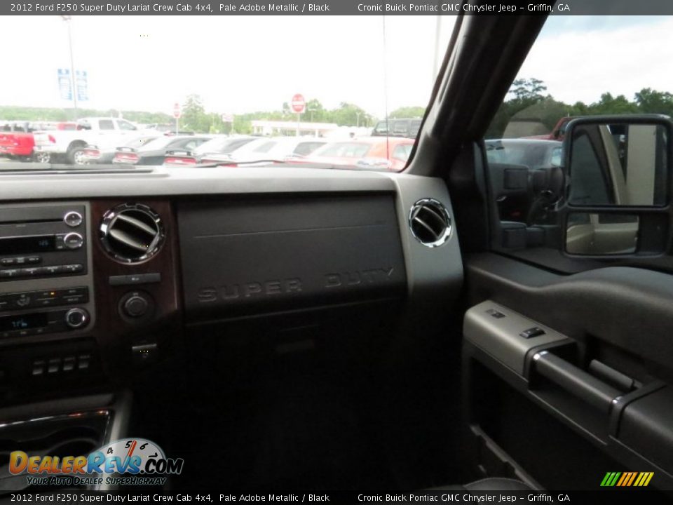 2012 Ford F250 Super Duty Lariat Crew Cab 4x4 Pale Adobe Metallic / Black Photo #19