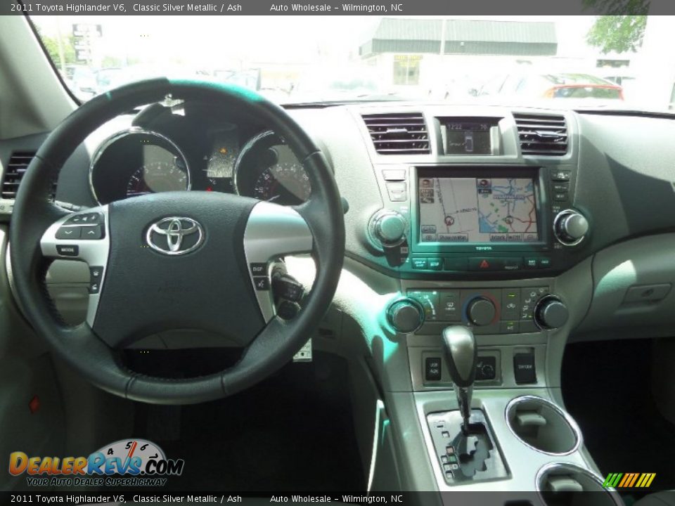 2011 Toyota Highlander V6 Classic Silver Metallic / Ash Photo #15