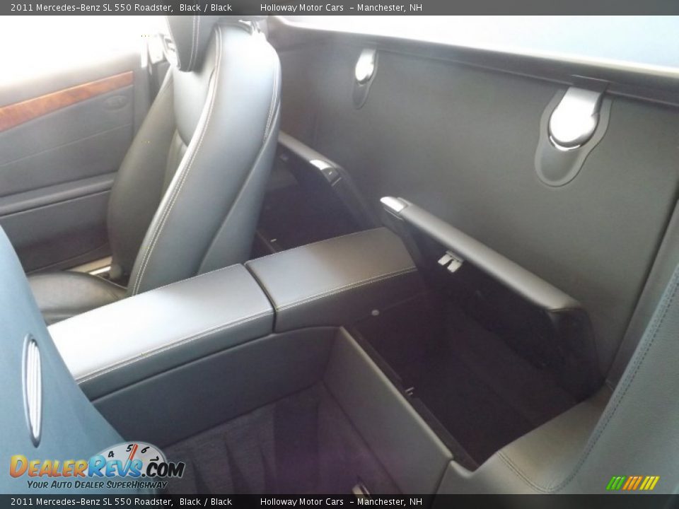 2011 Mercedes-Benz SL 550 Roadster Black / Black Photo #9