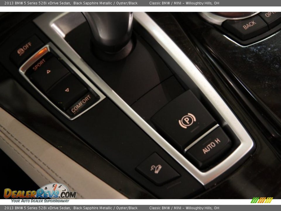 2013 BMW 5 Series 528i xDrive Sedan Black Sapphire Metallic / Oyster/Black Photo #23