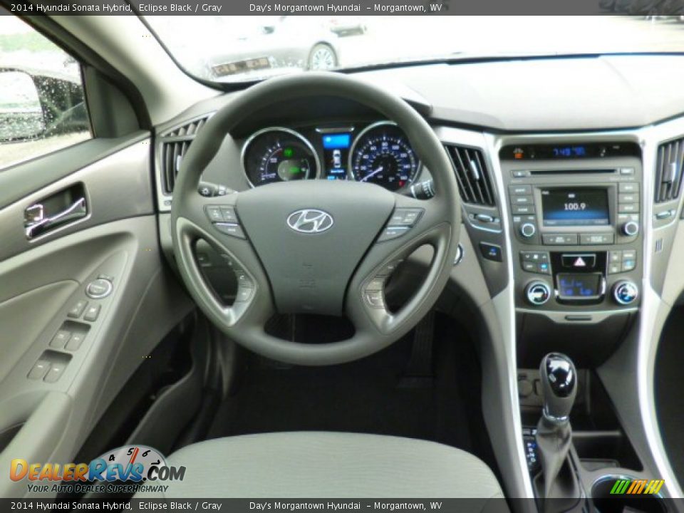 Dashboard of 2014 Hyundai Sonata Hybrid Photo #14