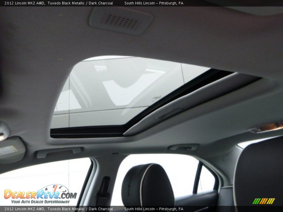 2012 Lincoln MKZ AWD Tuxedo Black Metallic / Dark Charcoal Photo #18