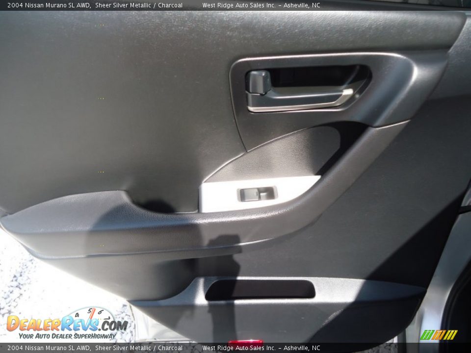 2004 Nissan Murano SL AWD Sheer Silver Metallic / Charcoal Photo #22