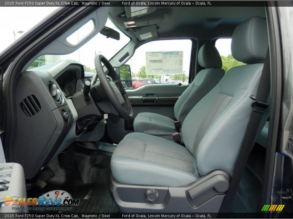 Front Seat of 2015 Ford F250 Super Duty XL Crew Cab Photo #6