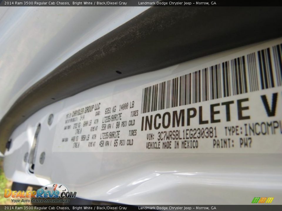 2014 Ram 3500 Regular Cab Chassis Bright White / Black/Diesel Gray Photo #10