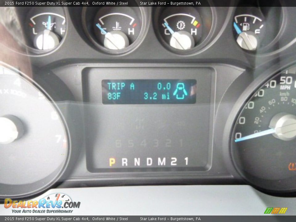 2015 Ford F250 Super Duty XL Super Cab 4x4 Oxford White / Steel Photo #19