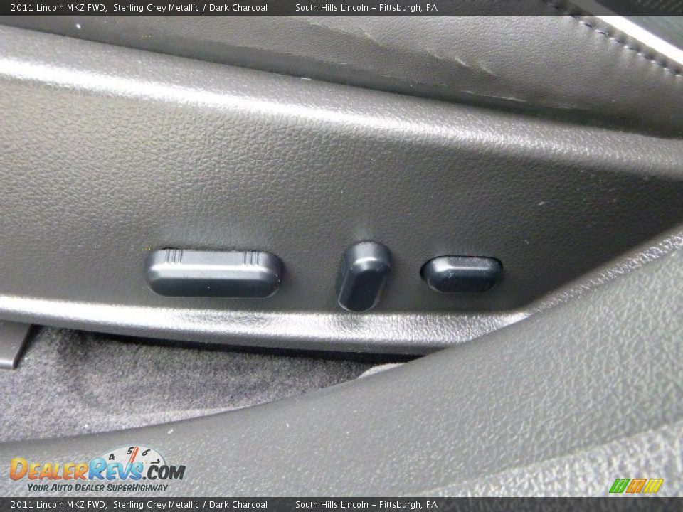 2011 Lincoln MKZ FWD Sterling Grey Metallic / Dark Charcoal Photo #19