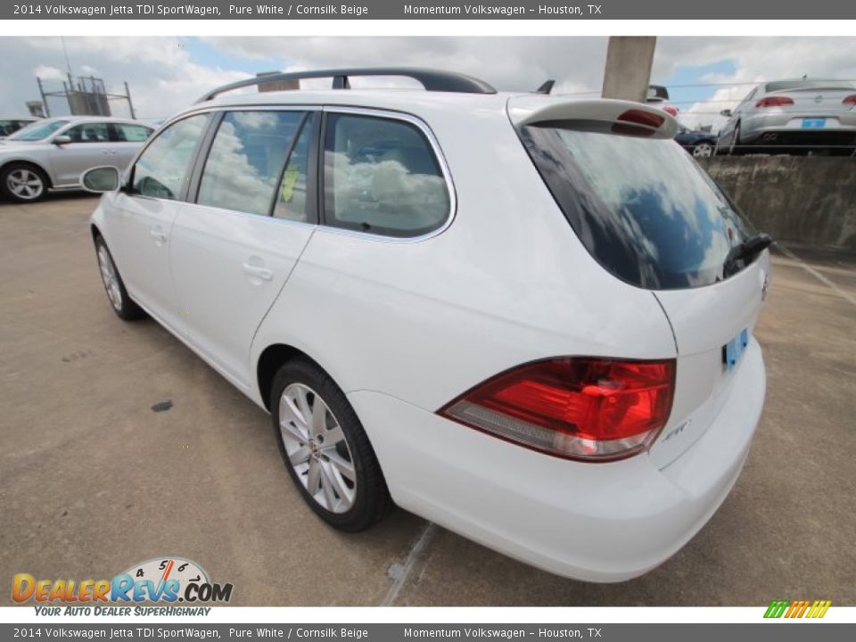 2014 Volkswagen Jetta TDI SportWagen Pure White / Cornsilk Beige Photo #4