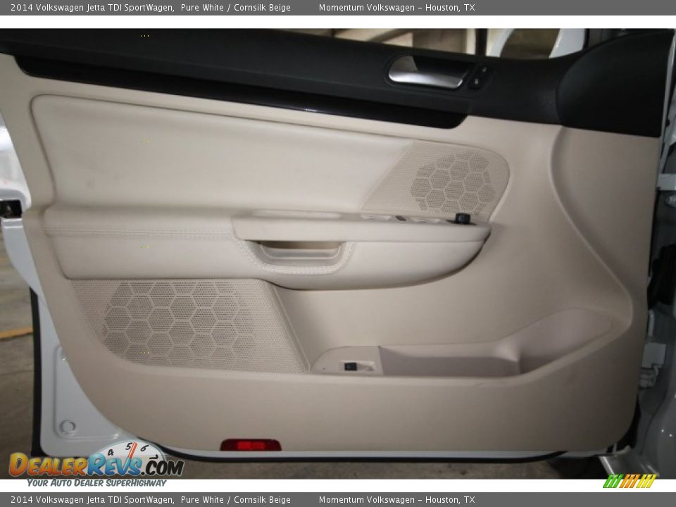 2014 Volkswagen Jetta TDI SportWagen Pure White / Cornsilk Beige Photo #10