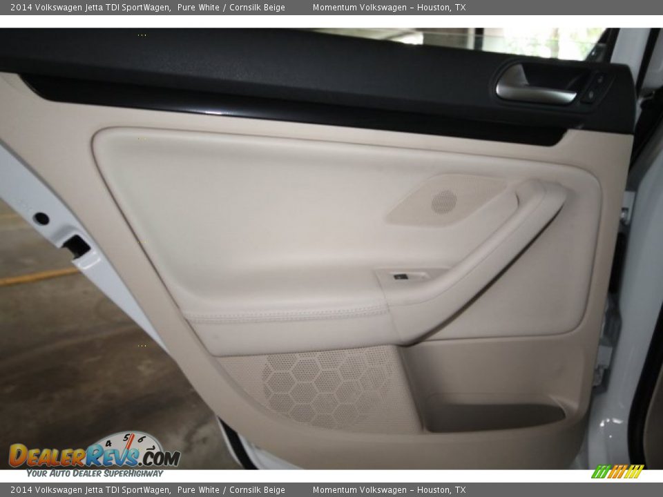 2014 Volkswagen Jetta TDI SportWagen Pure White / Cornsilk Beige Photo #12