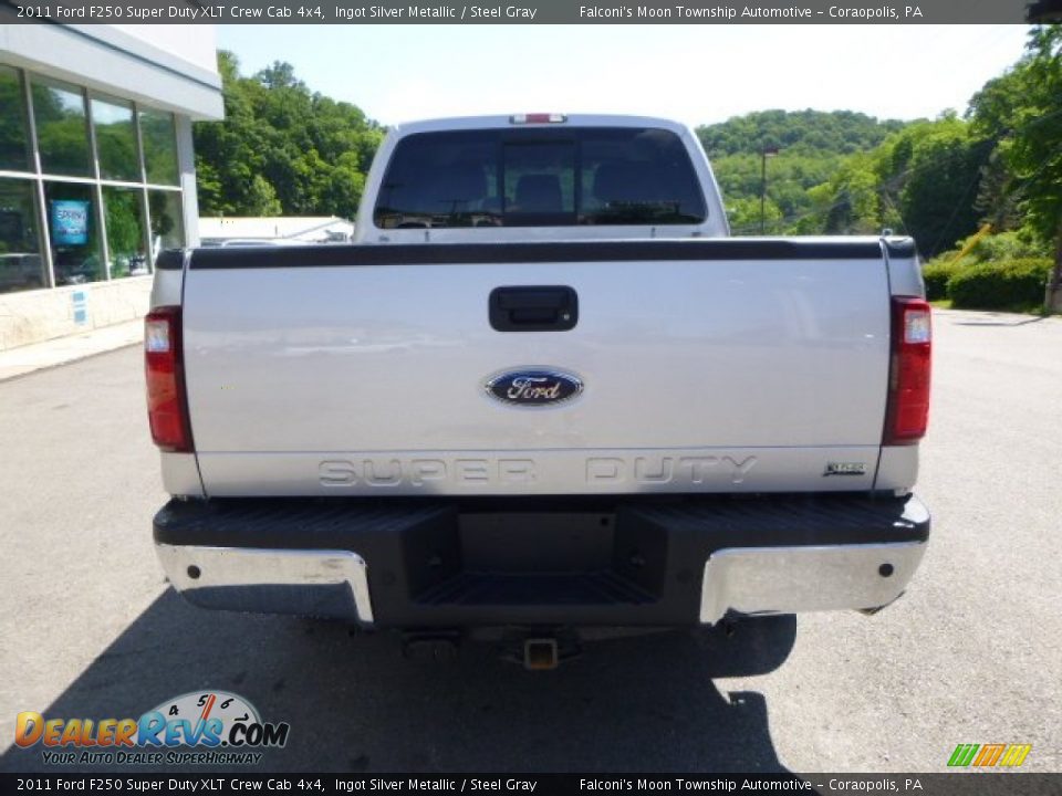 2011 Ford F250 Super Duty XLT Crew Cab 4x4 Ingot Silver Metallic / Steel Gray Photo #3
