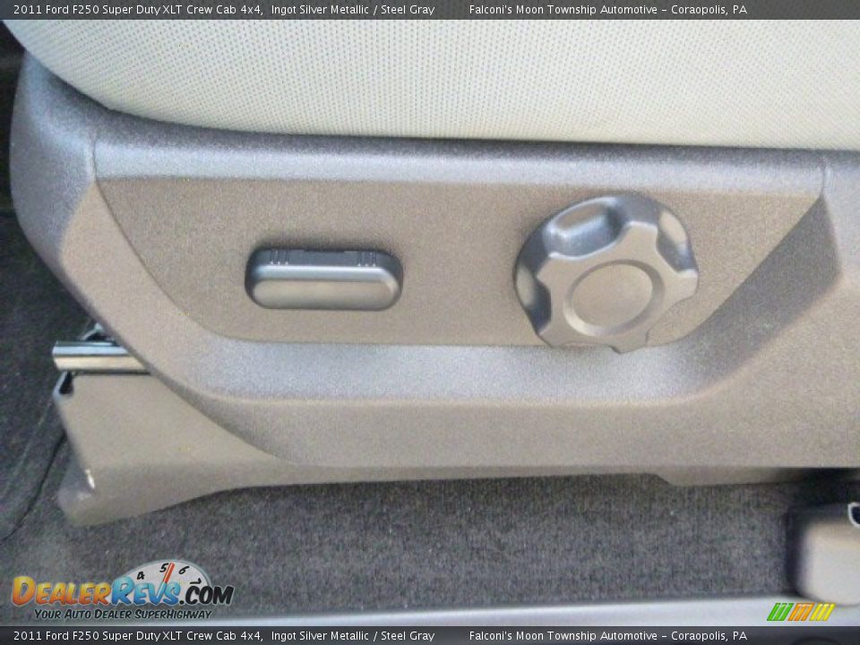 2011 Ford F250 Super Duty XLT Crew Cab 4x4 Ingot Silver Metallic / Steel Gray Photo #19