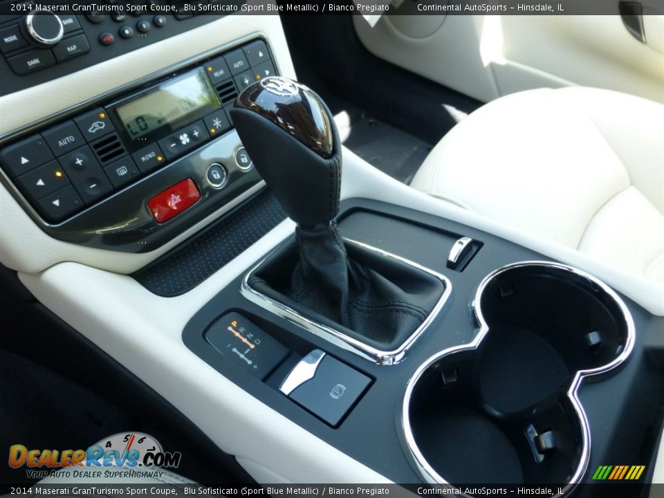 2014 Maserati GranTurismo Sport Coupe Shifter Photo #9