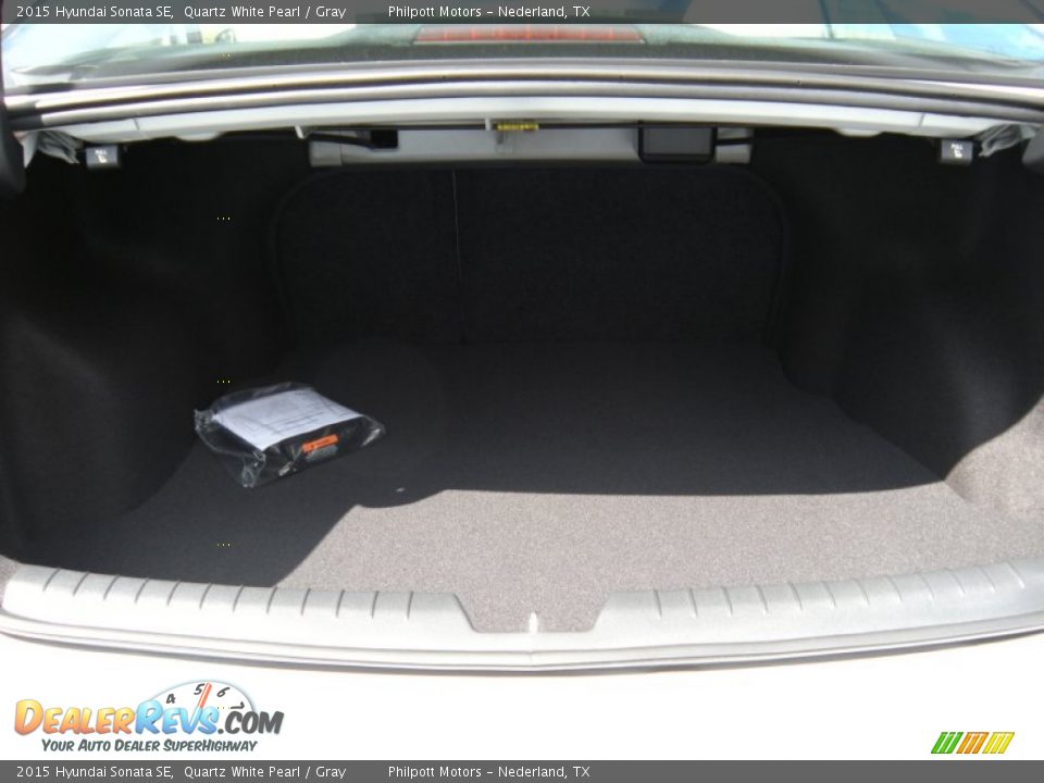 2015 Hyundai Sonata SE Trunk Photo #15