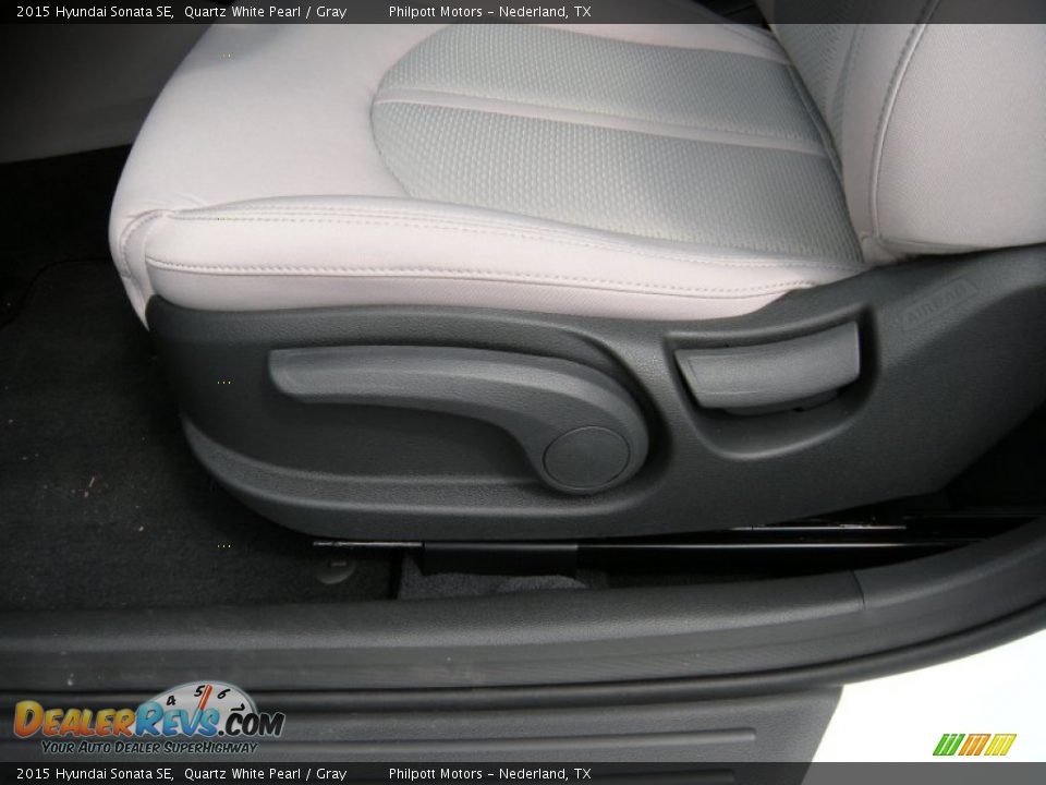2015 Hyundai Sonata SE Quartz White Pearl / Gray Photo #23