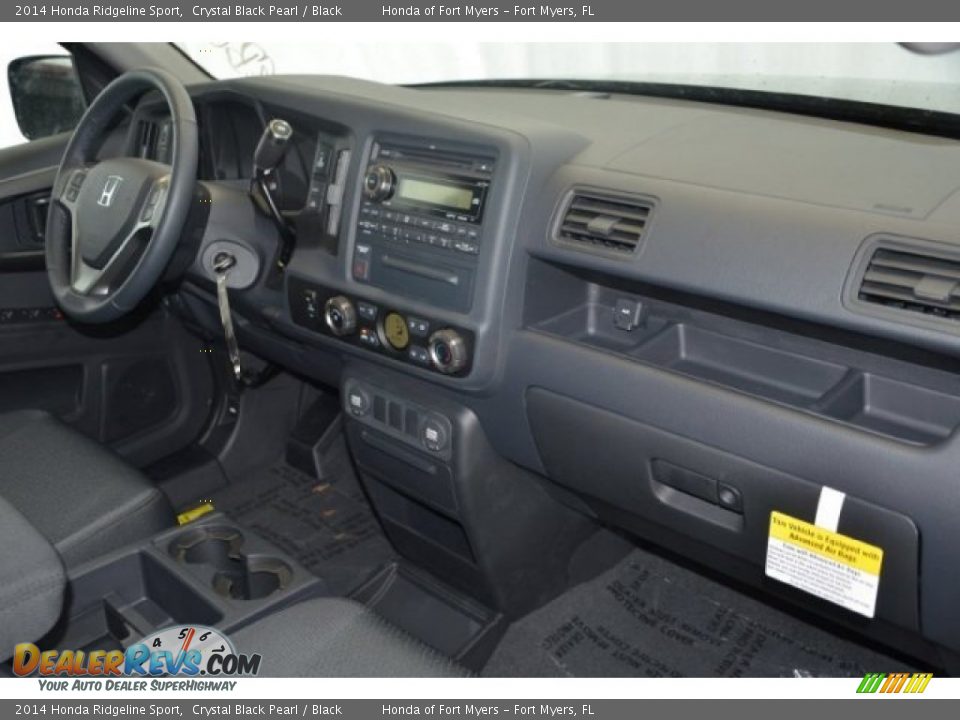 2014 Honda Ridgeline Sport Crystal Black Pearl / Black Photo #16