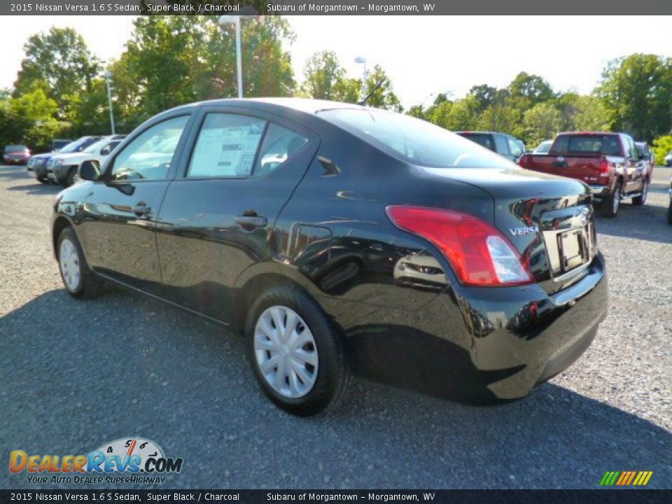 2015 Nissan Versa 1.6 S Sedan Super Black / Charcoal Photo #5