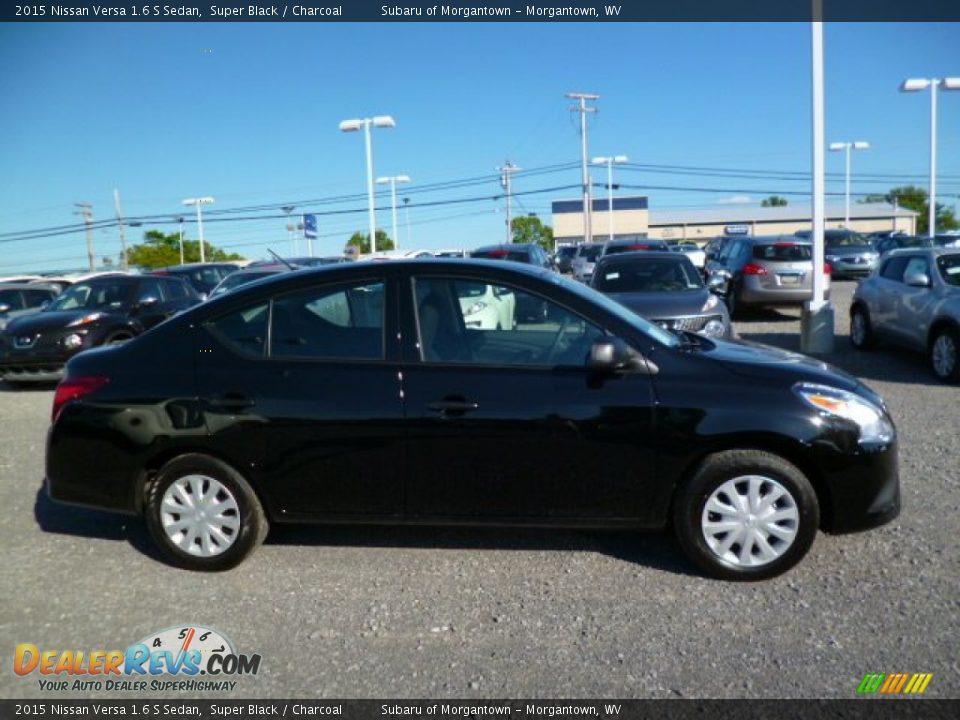 2015 Nissan Versa 1.6 S Sedan Super Black / Charcoal Photo #8
