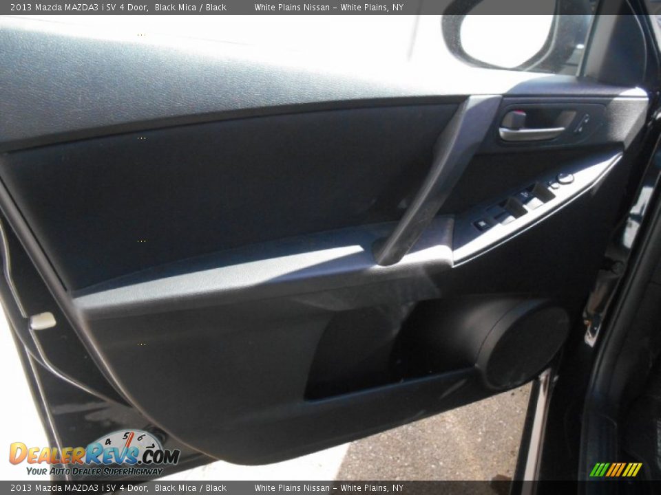 2013 Mazda MAZDA3 i SV 4 Door Black Mica / Black Photo #7
