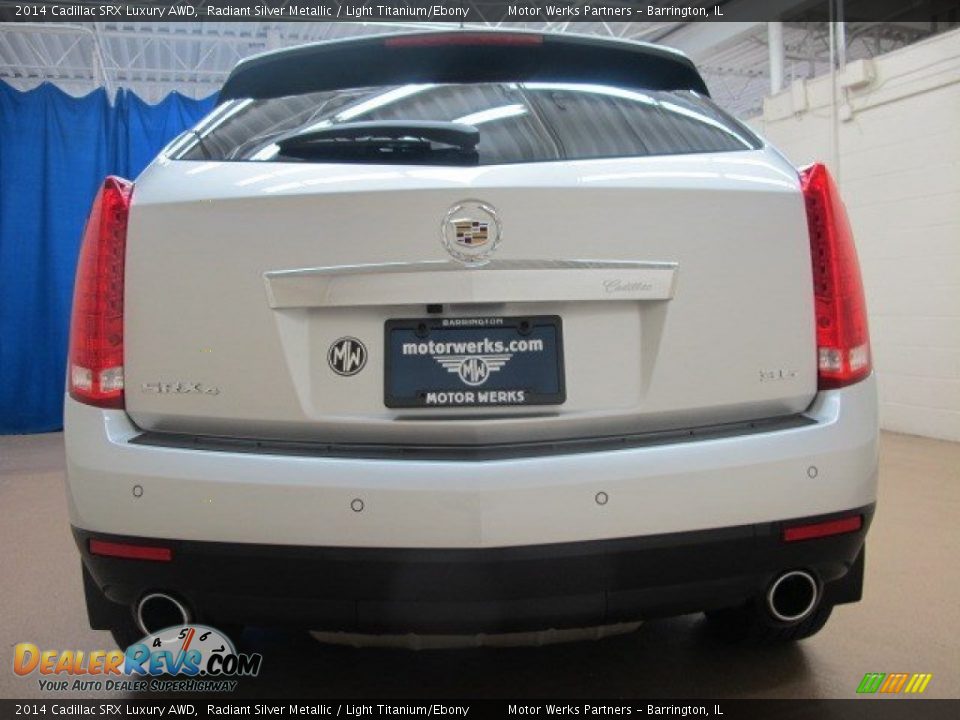 2014 Cadillac SRX Luxury AWD Radiant Silver Metallic / Light Titanium/Ebony Photo #8