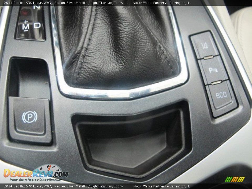 2014 Cadillac SRX Luxury AWD Radiant Silver Metallic / Light Titanium/Ebony Photo #17