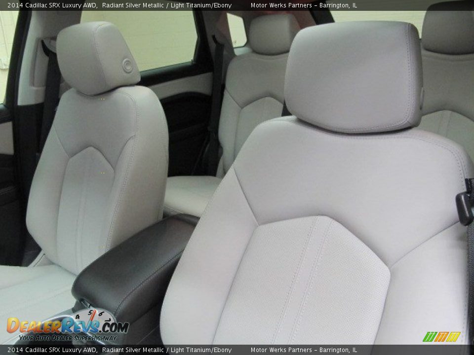 2014 Cadillac SRX Luxury AWD Radiant Silver Metallic / Light Titanium/Ebony Photo #29