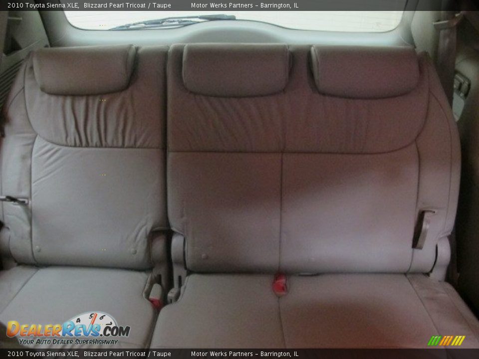 2010 Toyota Sienna XLE Blizzard Pearl Tricoat / Taupe Photo #27