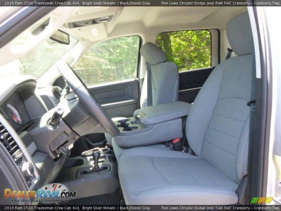 2014 Ram 2500 Tradesman Crew Cab 4x4 Bright Silver Metallic / Black/Diesel Gray Photo #10