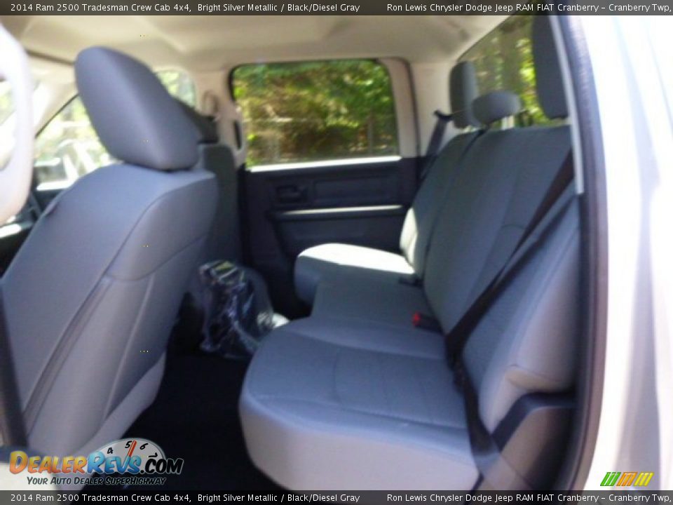 2014 Ram 2500 Tradesman Crew Cab 4x4 Bright Silver Metallic / Black/Diesel Gray Photo #12