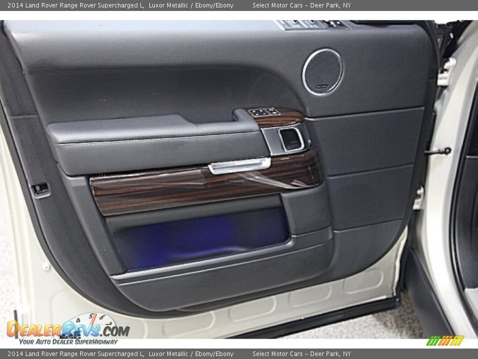 Door Panel of 2014 Land Rover Range Rover Supercharged L Photo #8