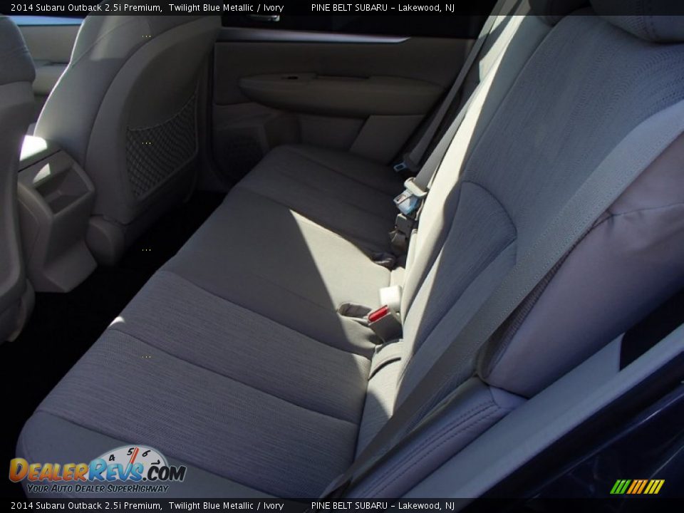 2014 Subaru Outback 2.5i Premium Twilight Blue Metallic / Ivory Photo #4