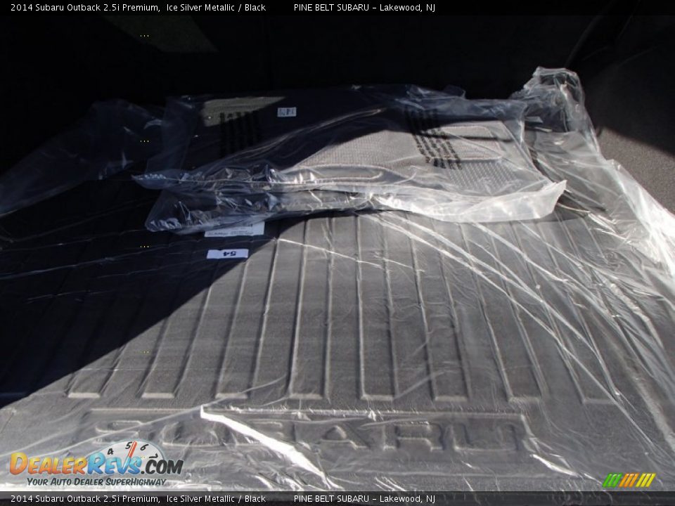 2014 Subaru Outback 2.5i Premium Ice Silver Metallic / Black Photo #7