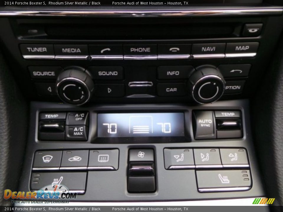 Controls of 2014 Porsche Boxster S Photo #19
