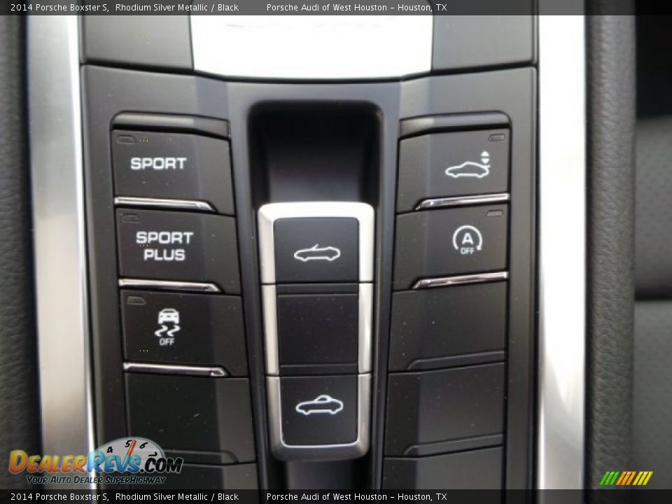 Controls of 2014 Porsche Boxster S Photo #20